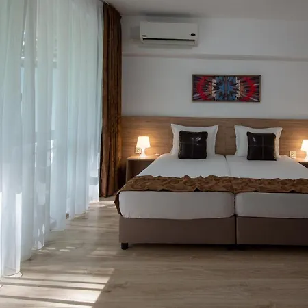 Hotel Ariana