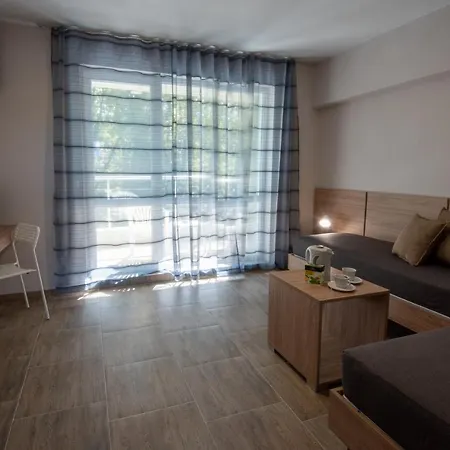 Ariana Kiten (Burgas)