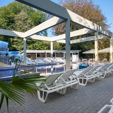 Ariana Hotel