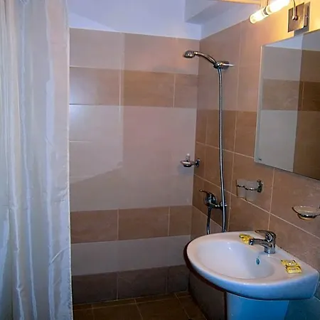 Otel Ariana