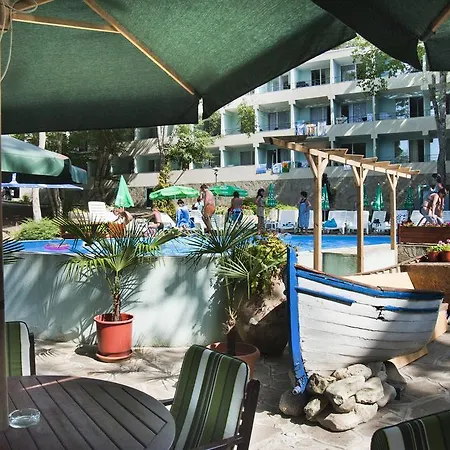Ariana Otel Naousa